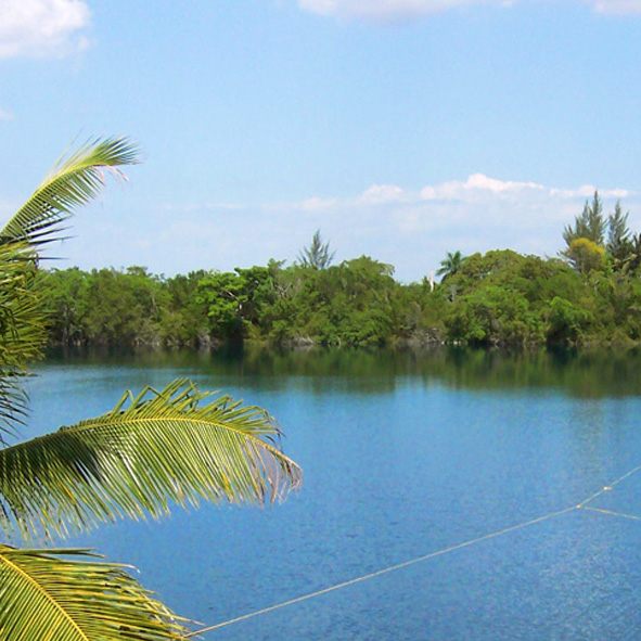 Cenote Azul